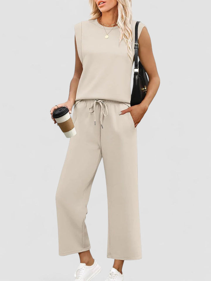 JULIA™| Ania - Tvådelat Damset – Mjukt, Elegant och Stilsäkert