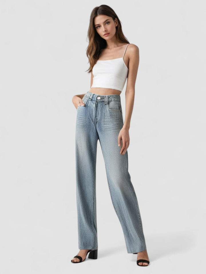 JULIA™ | Vintage Utsvängd Jeans