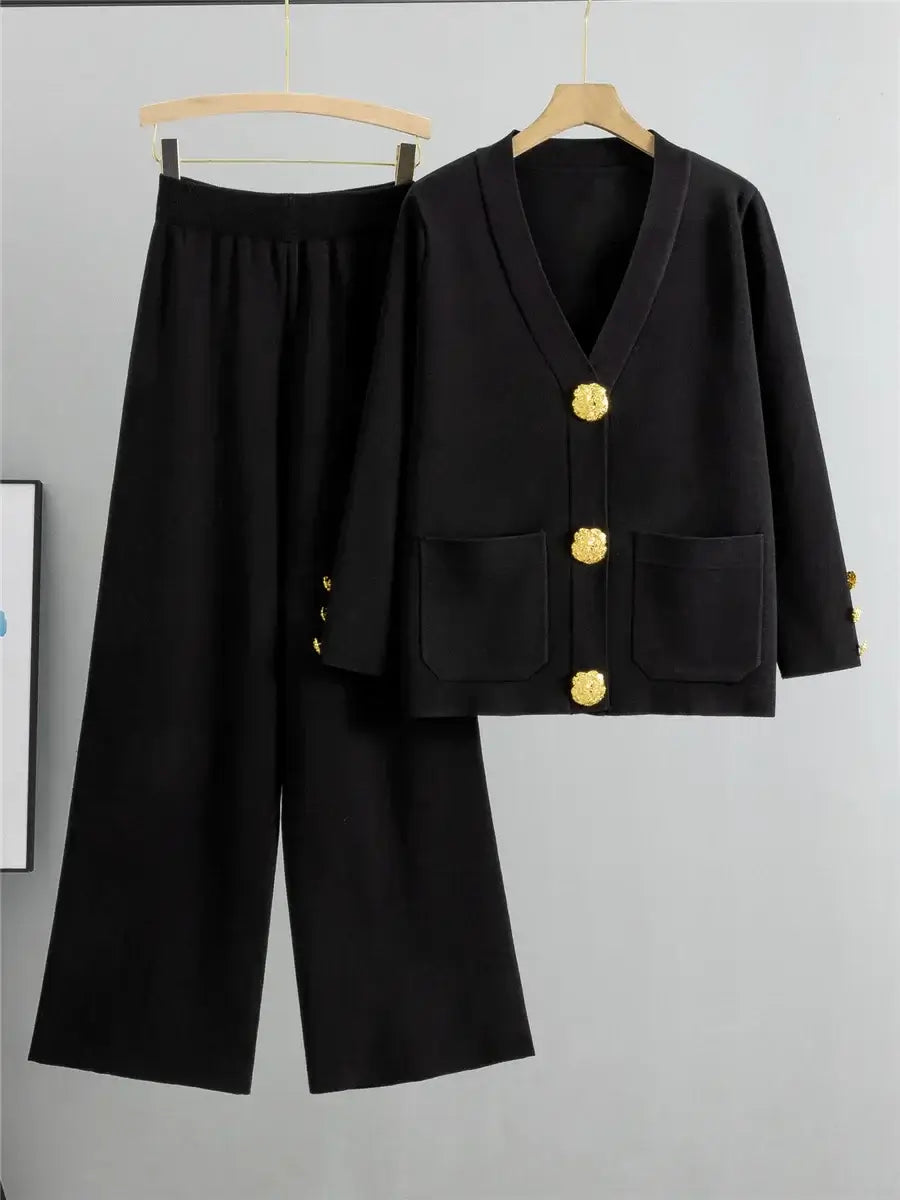 JULIA™ | Elegant ensemble