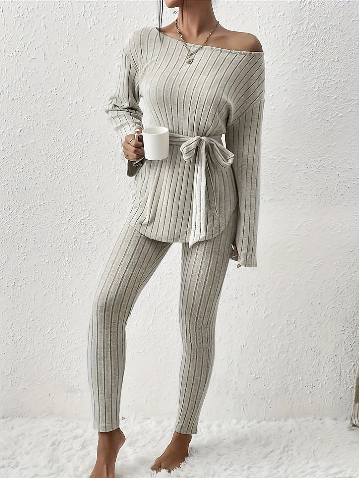 JULIA™ | Avslappnad ensemble för kvinnor