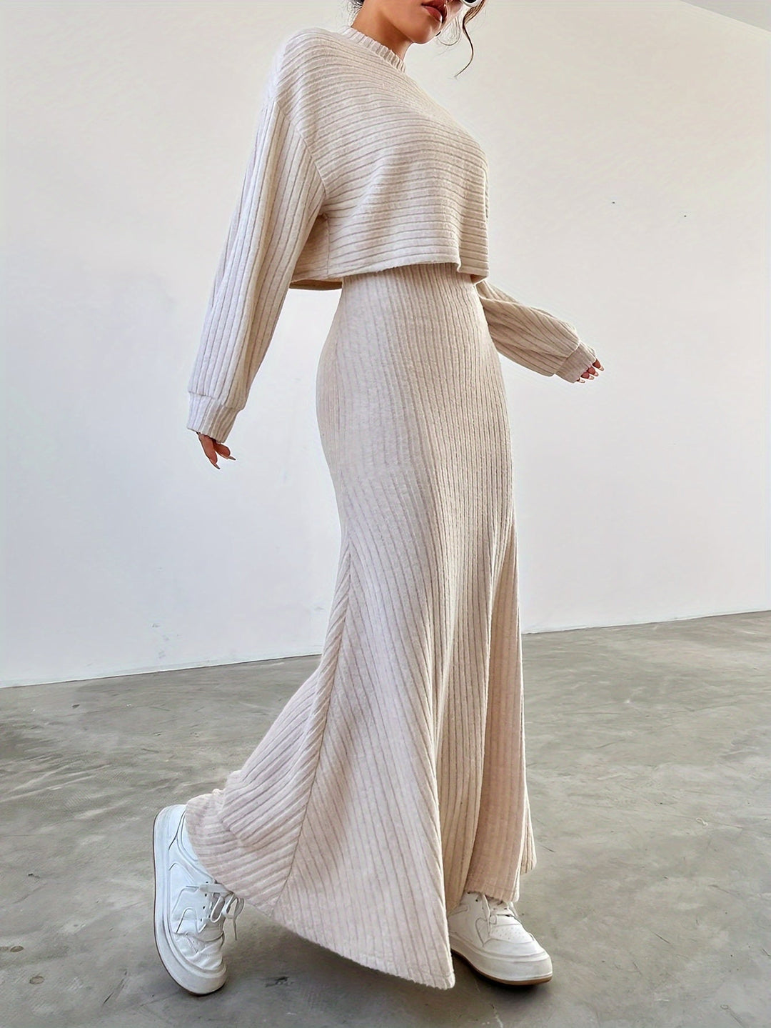 JULIA™ | Avslappnad klänning för kvinnor + Gratis tröja